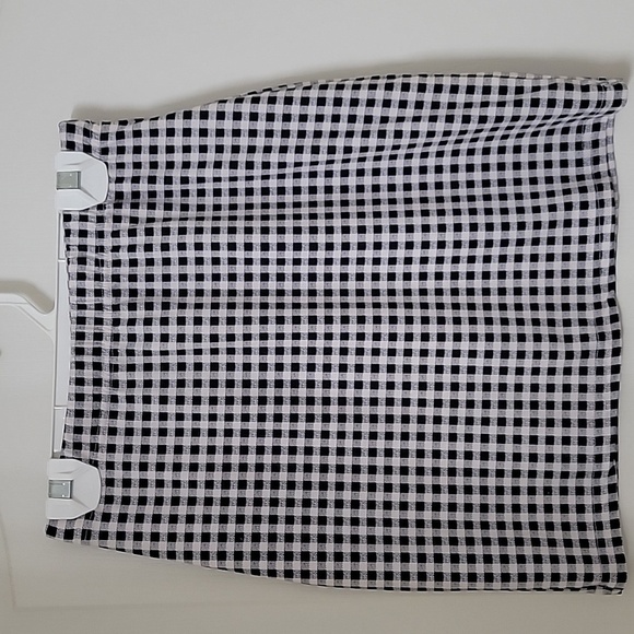 SHEIN Dresses & Skirts - SHEIN Size S Black White Checkered Bodycon Mini Skirt, Exc. Used Condition